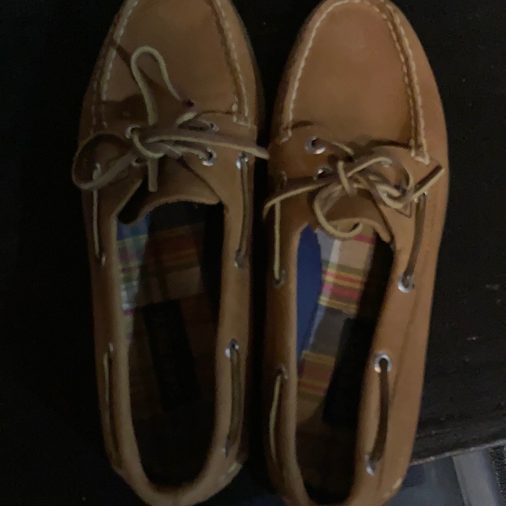 Women’s sherry leather shoes size 9